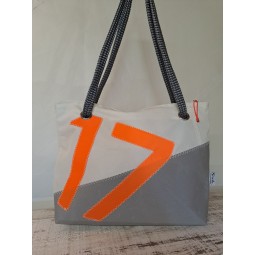 Sac à mains en voile de bateau recyclée